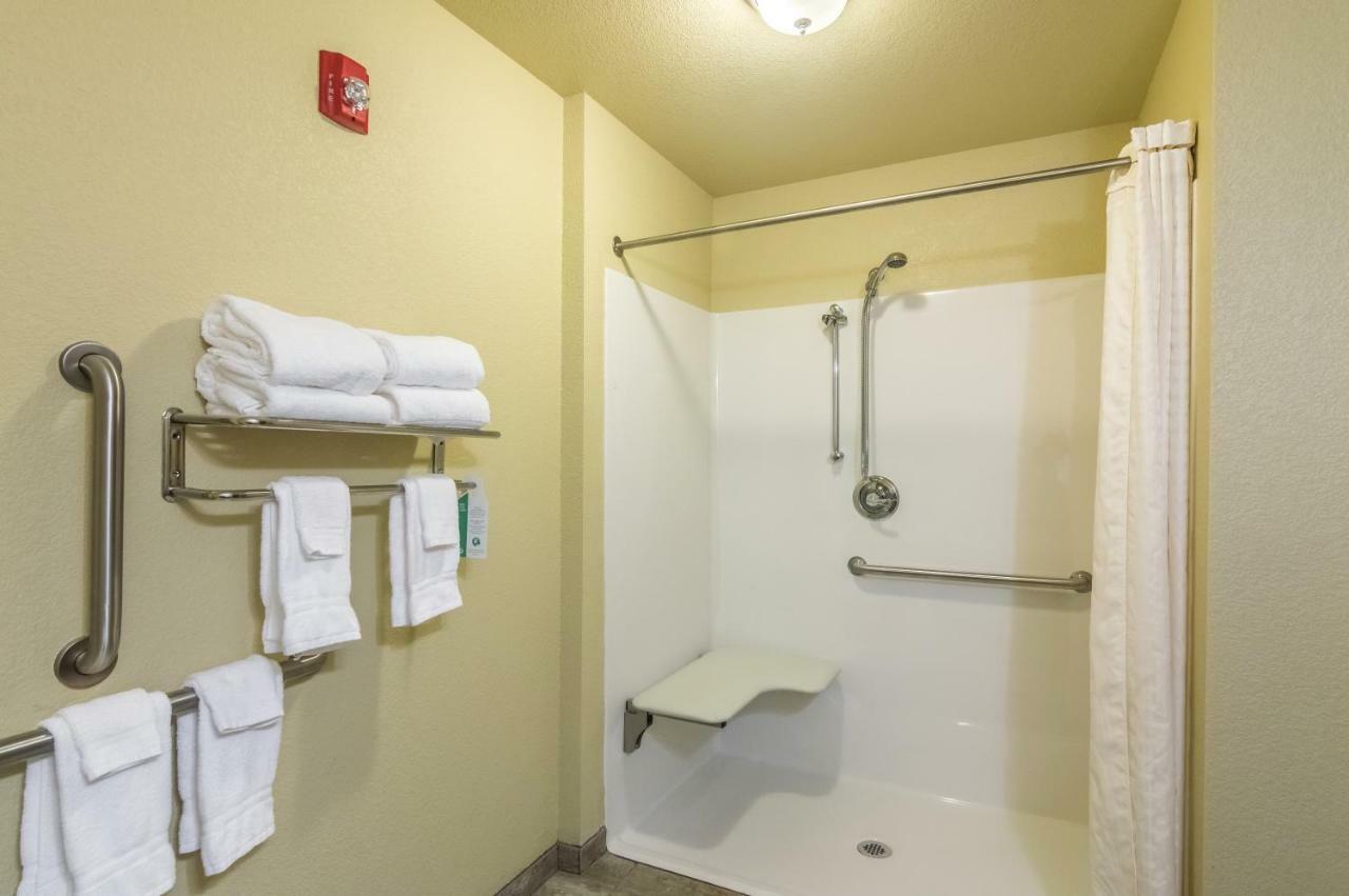 Cobblestone Inn & Suites - Lakin Екстер'єр фото