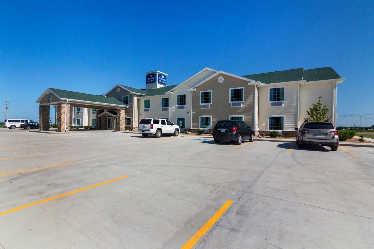 Cobblestone Inn & Suites - Lakin Екстер'єр фото